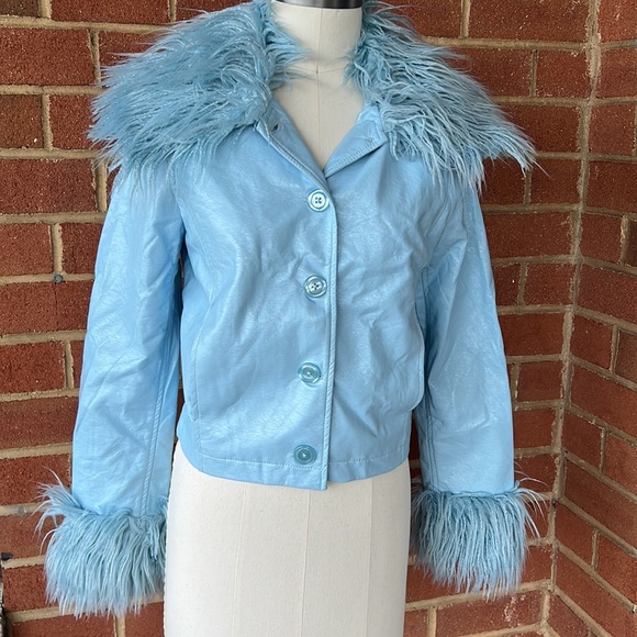 Urban Outfitters “Mia” Baby blue pleather faux fur trim jacket - Picture 6 of 10